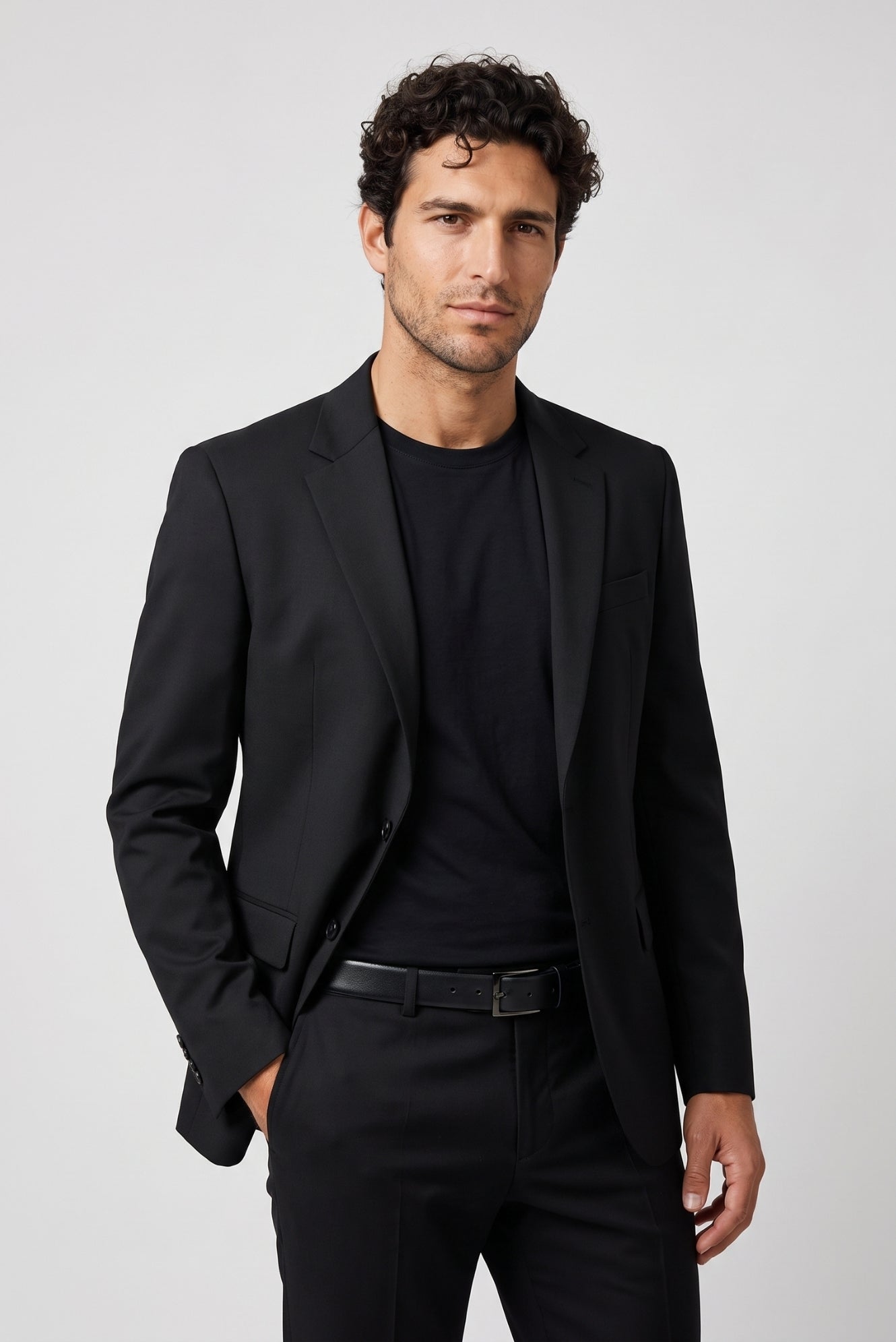 Kiğılı Signature — Suits, FRAME 04