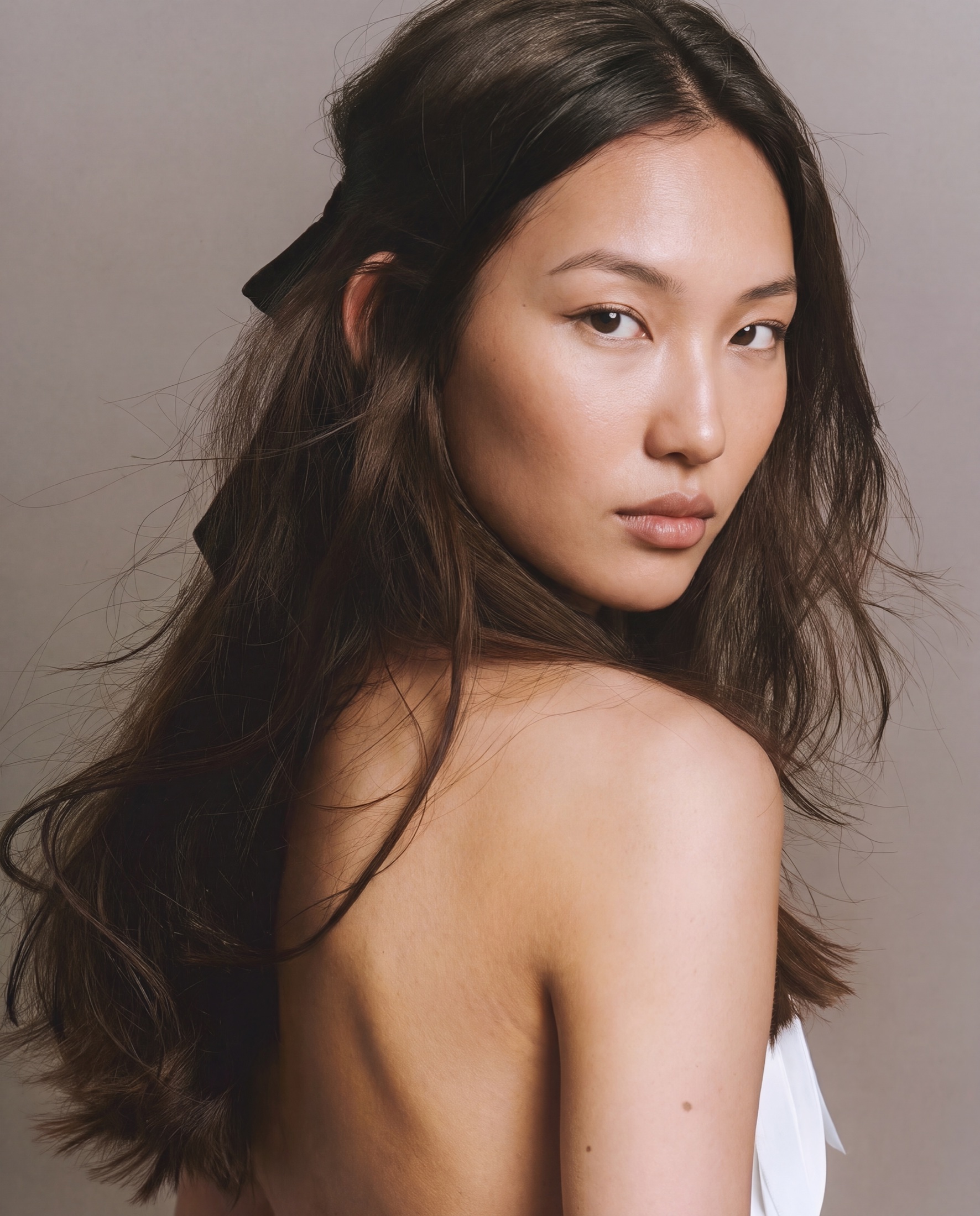 Noa Kim — signature model for the ADV launch